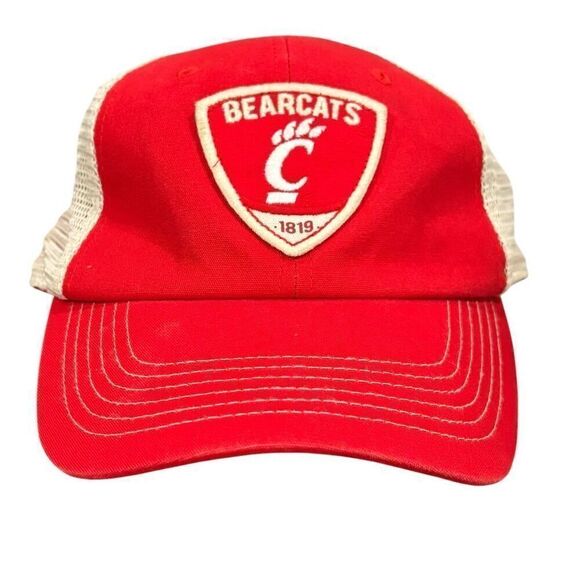 Cincinnati Bearcats Red Snapback Trucker Hat Adjustable Unisex - Picture 1 of 5